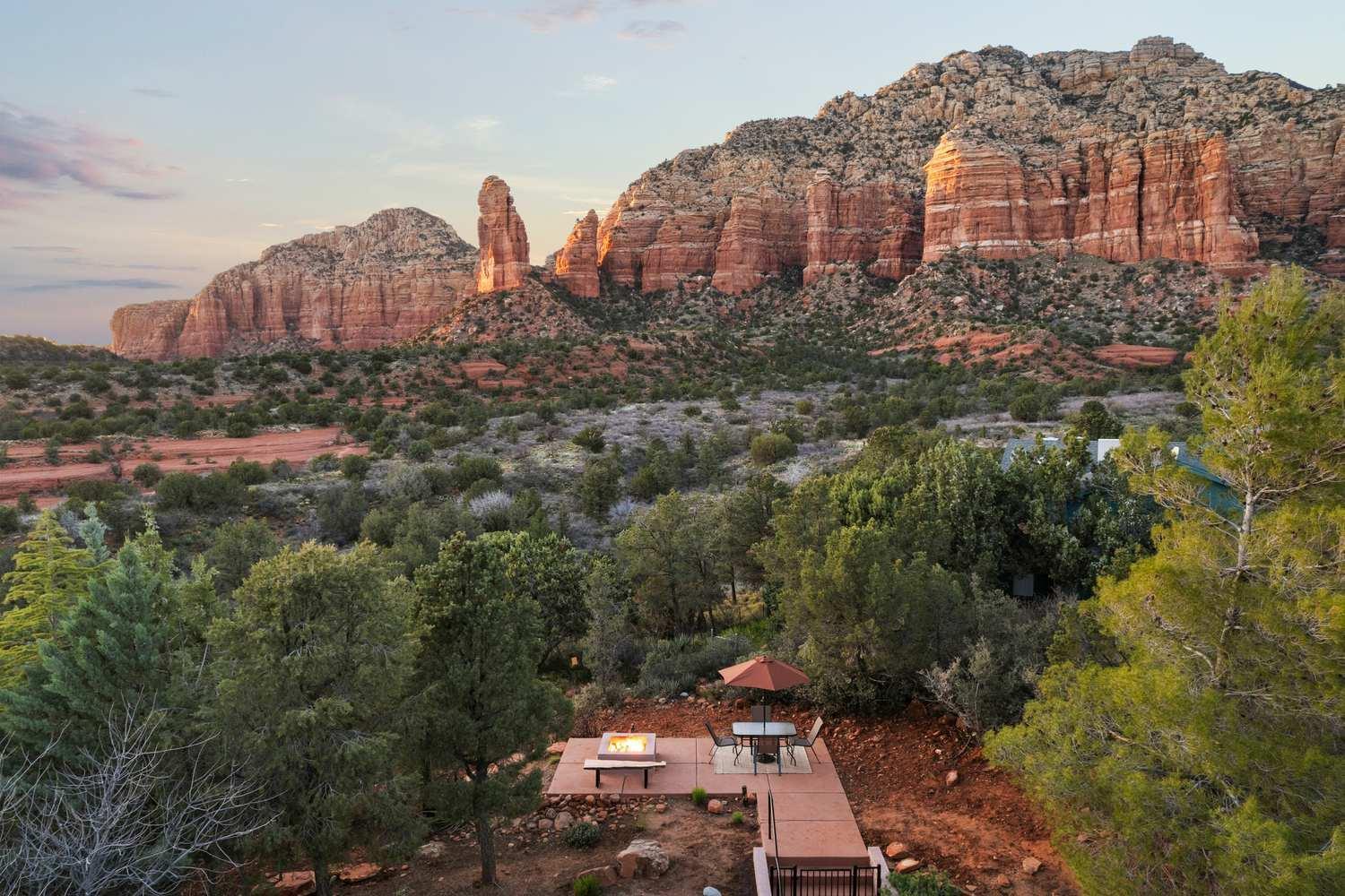 Casa Ventana - Epic Red Rock Views Firepits & Holiday home *